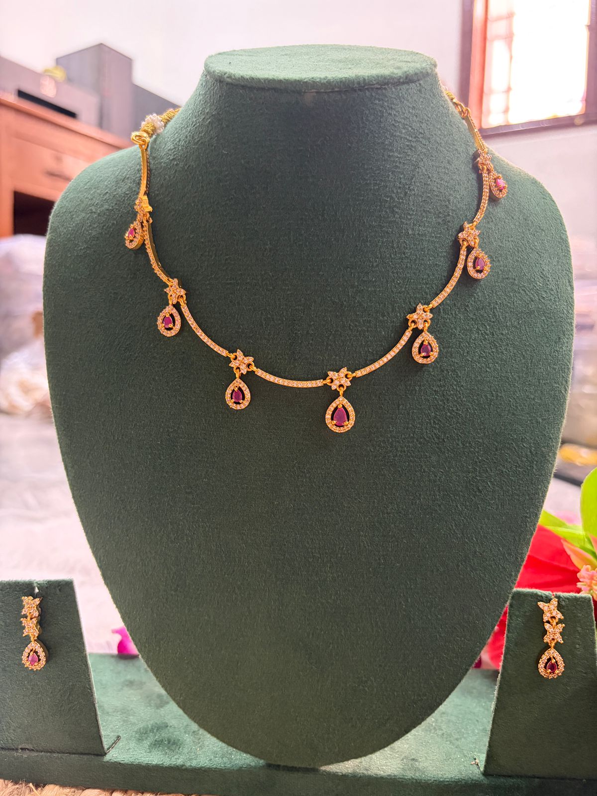 Pink drop hanging necklace