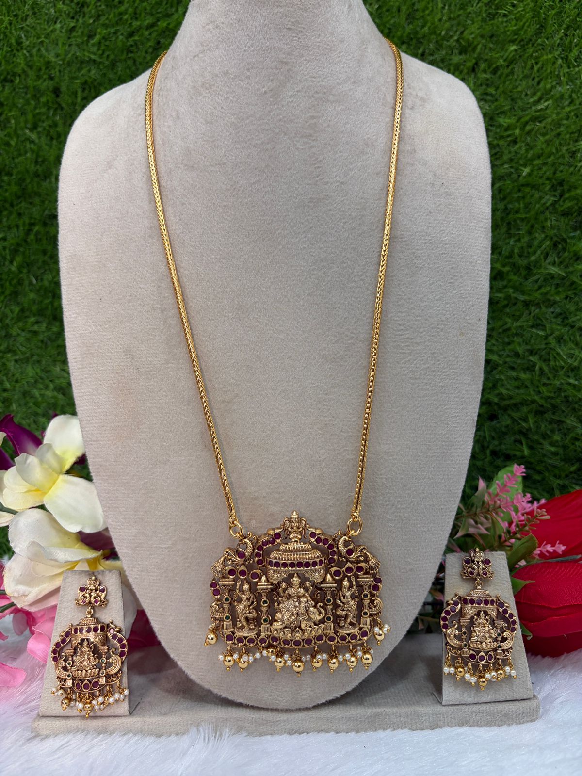 RUBY STONE GAJALSKSHMI DOLLAR CHAIN