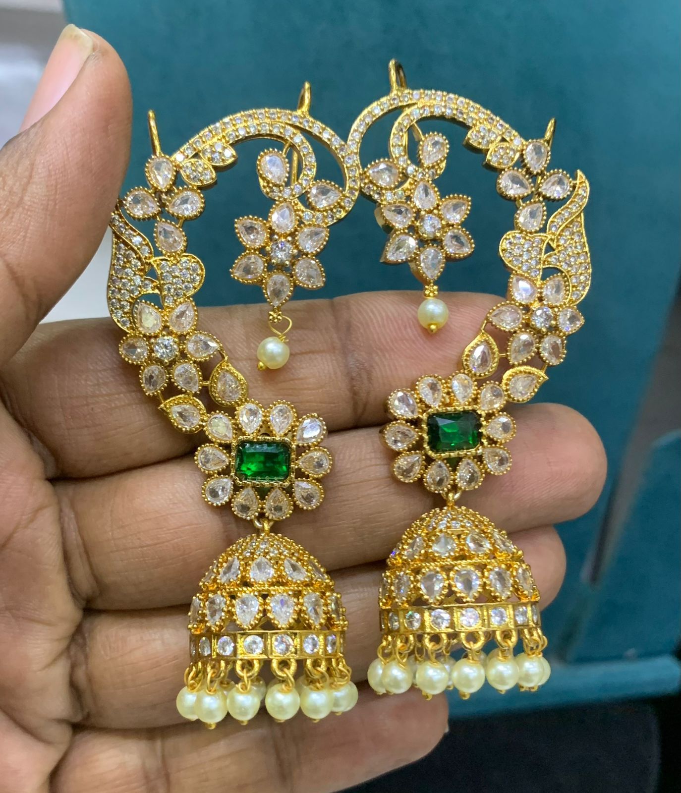 EARCUFFS