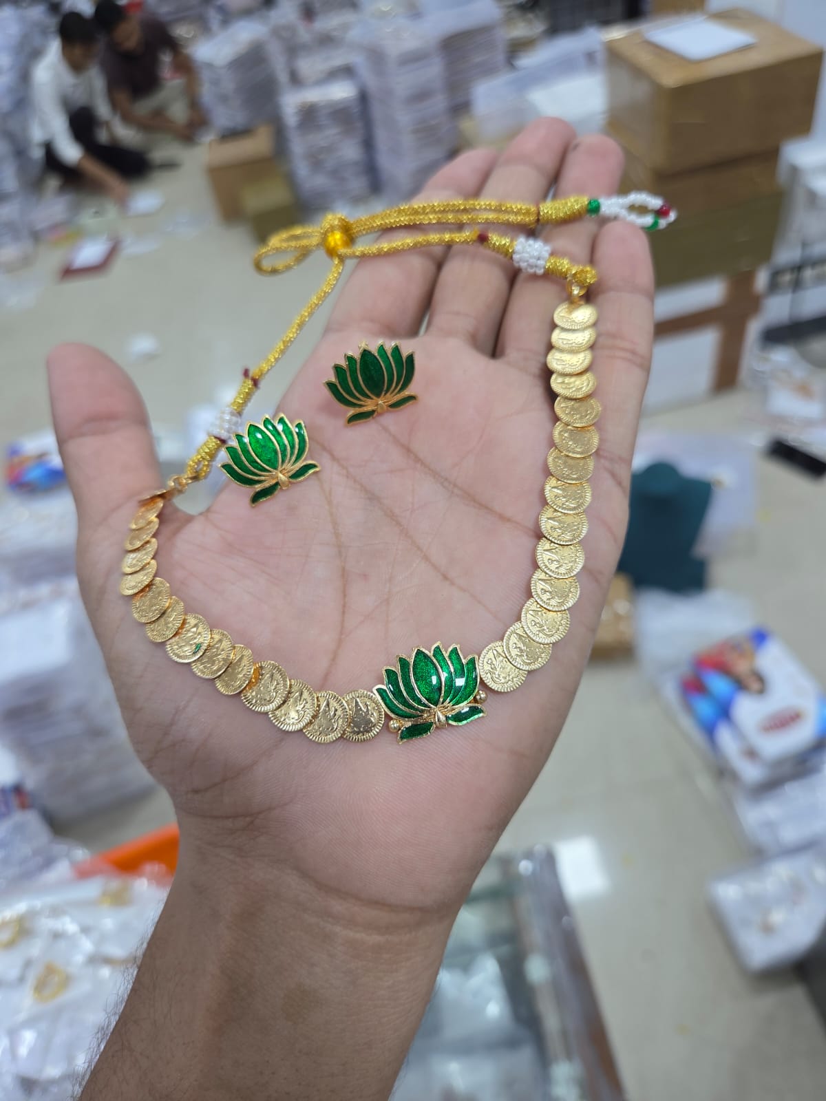 Lotus kasu necklace