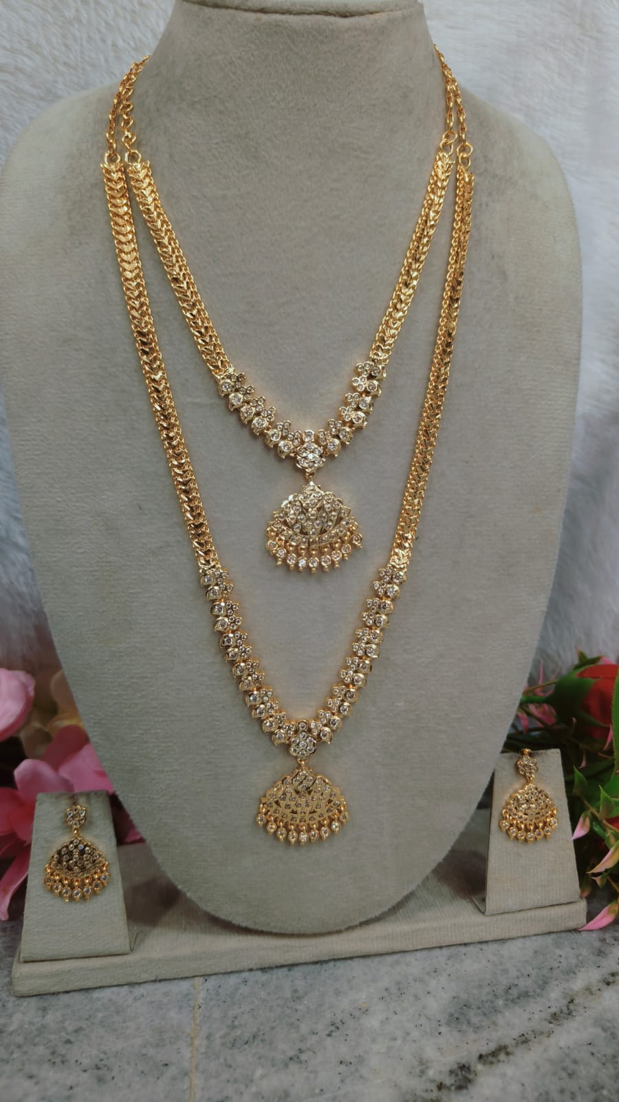 Vintage white stone combo
