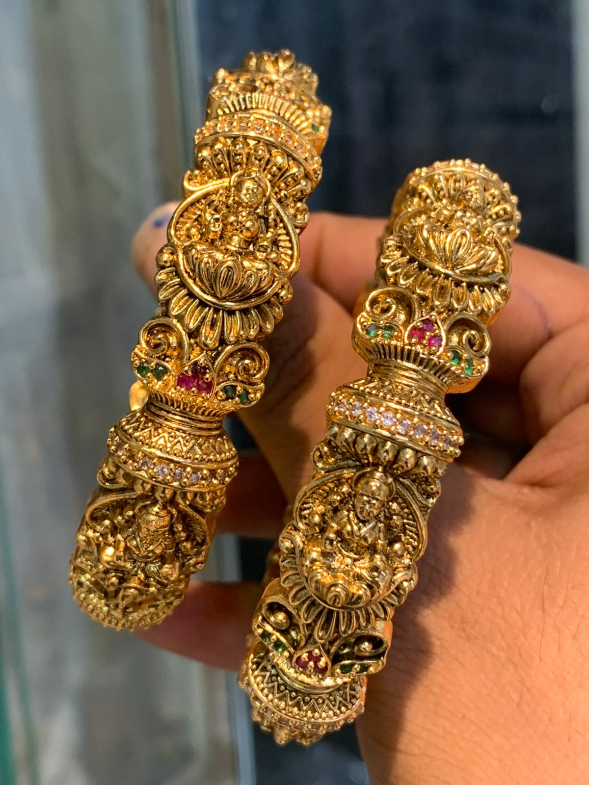 Lakshmi bangle