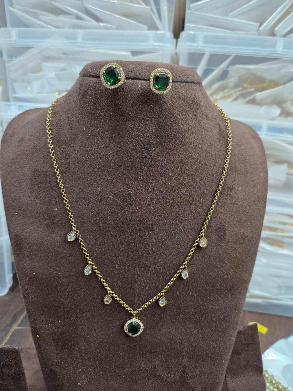 Trendy short chain