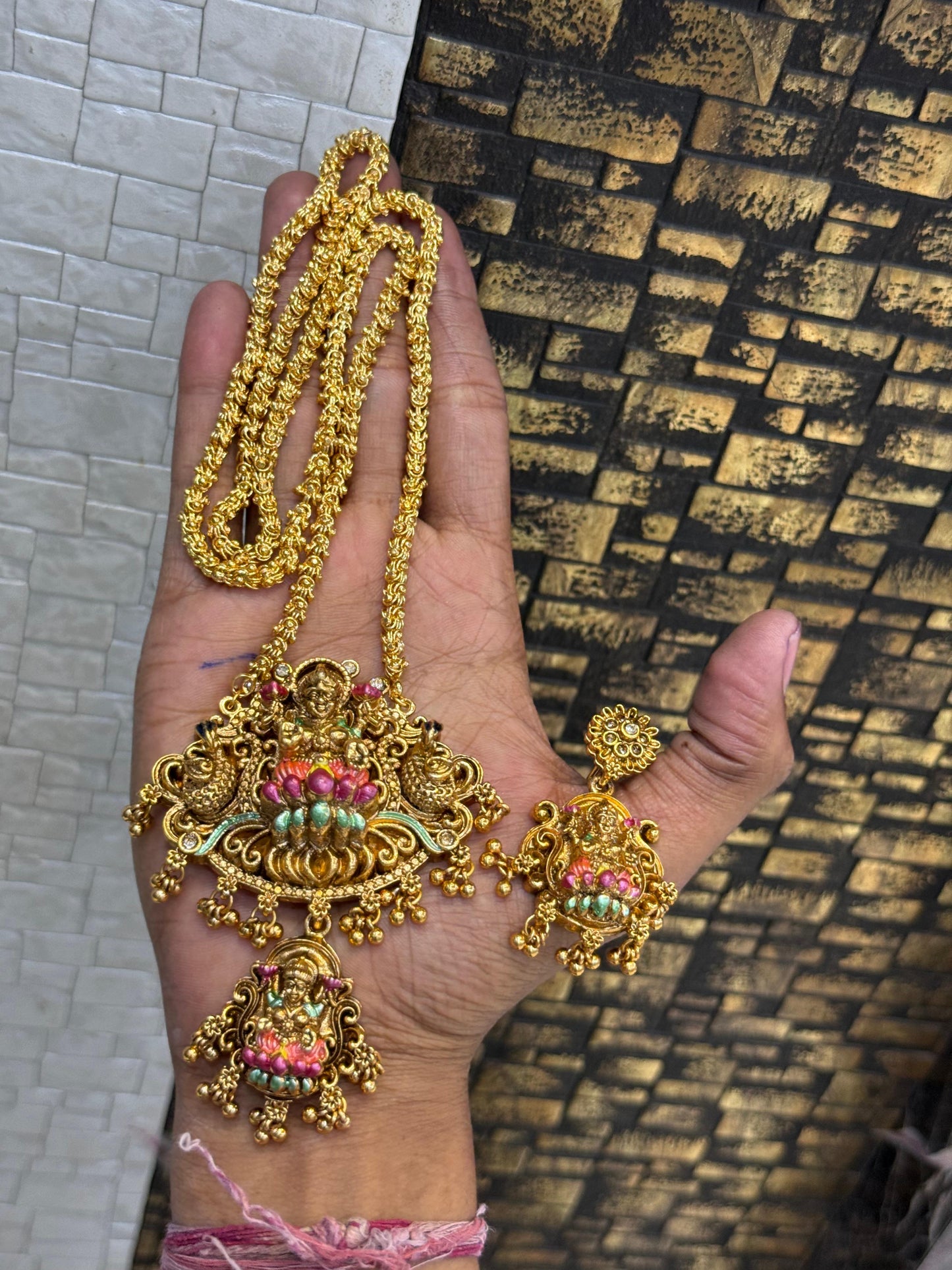 Trending Lakshmi handpaint dollar chain