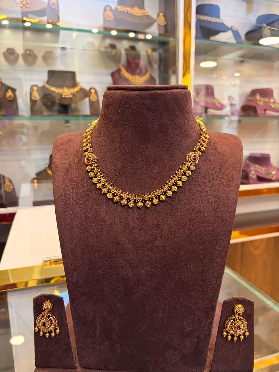 Vx2 necklace
