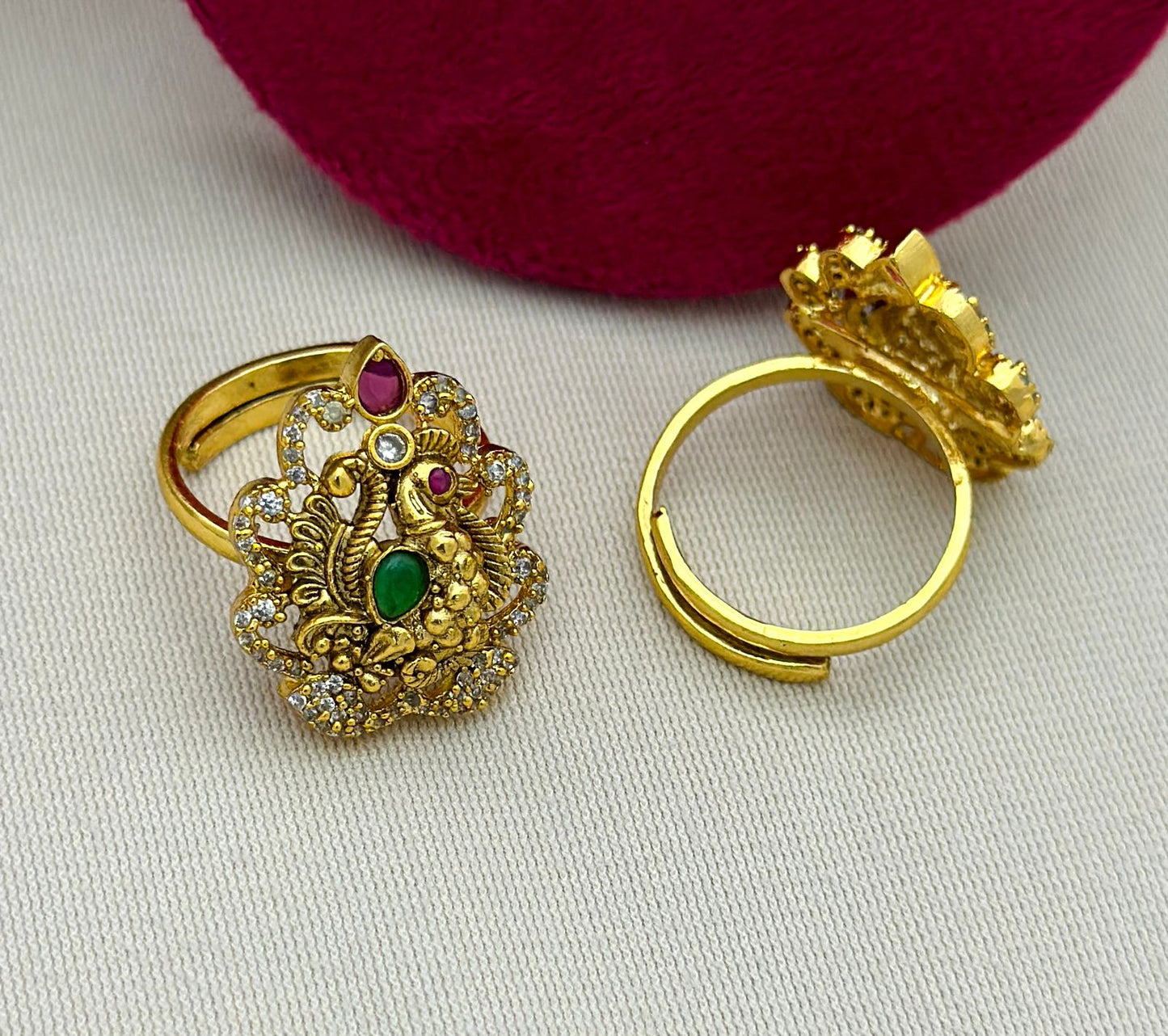 Peacock ring