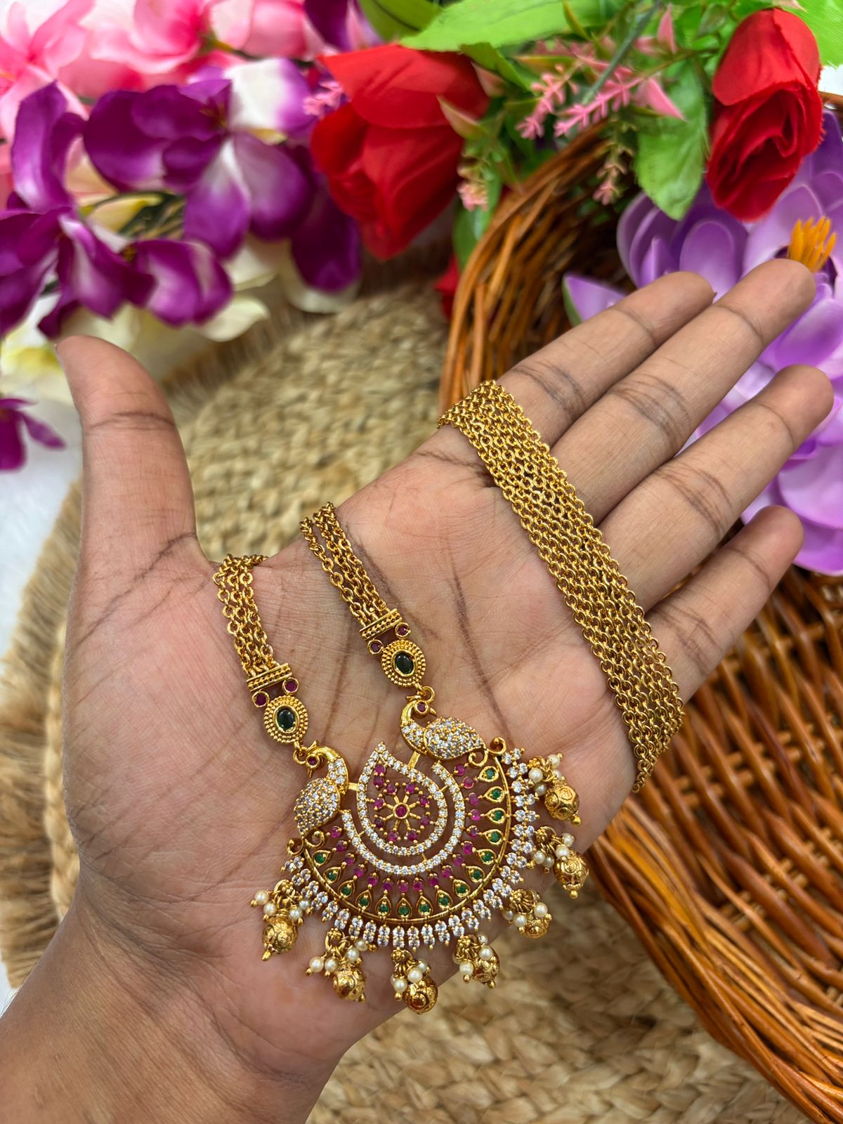மயில் அடுக்கு சங்கிலி