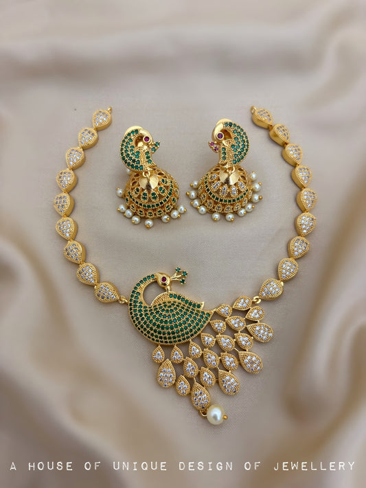 STONE PEACOCK SET