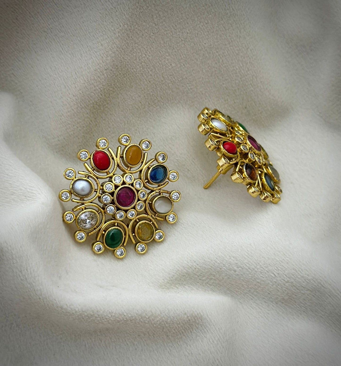 MULTI STONE STUD