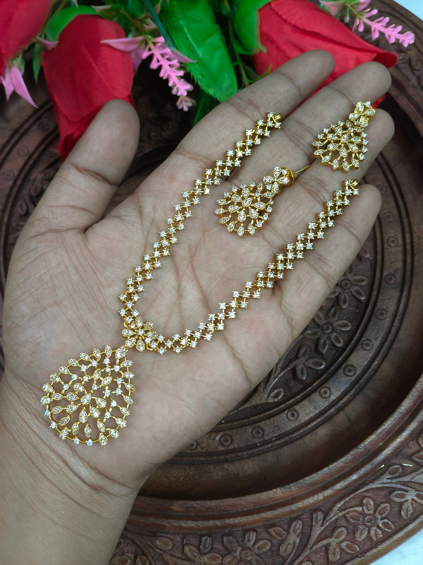 HOT SELLING NECKPIECE