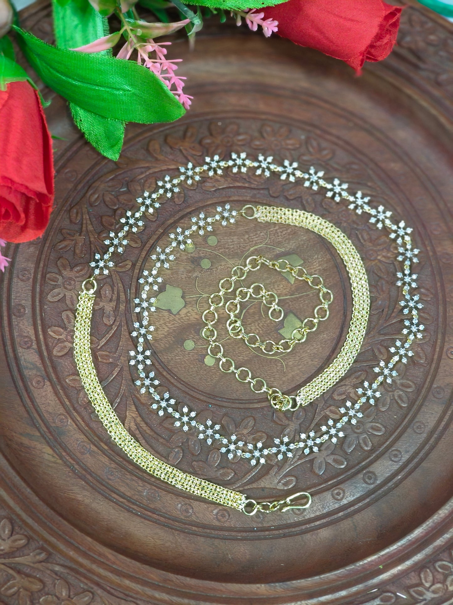 HIP CHAIN
