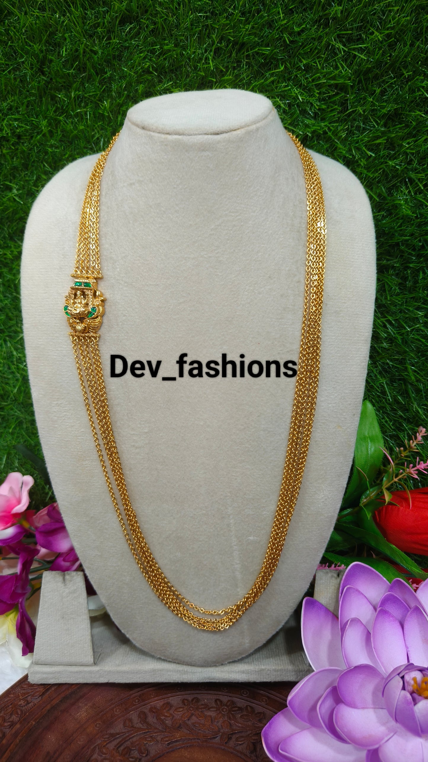 LAKSHMI PENDANT LAYER CHAIN