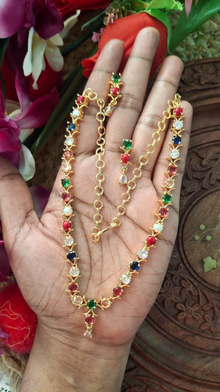 Navaratna necklace