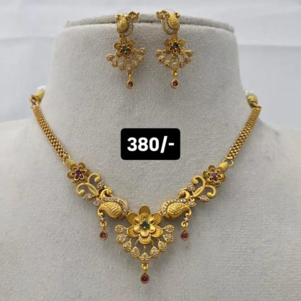 TRENDING PEACOCK CHOKER