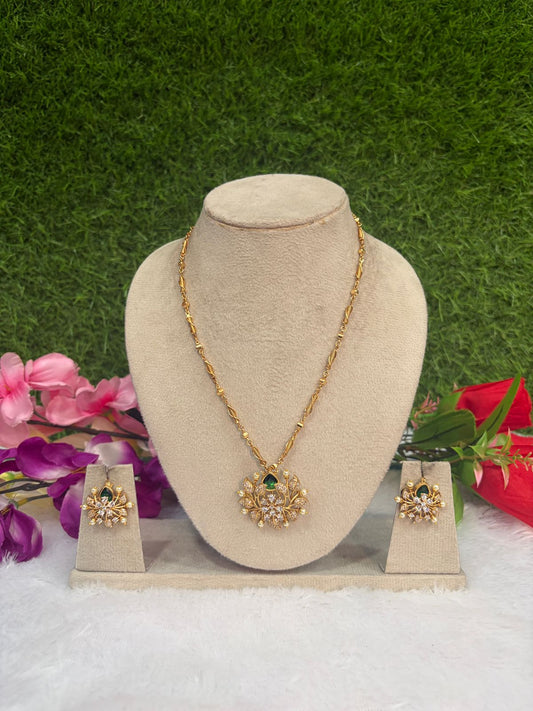 FLORAL STONE SHORT CHAIN