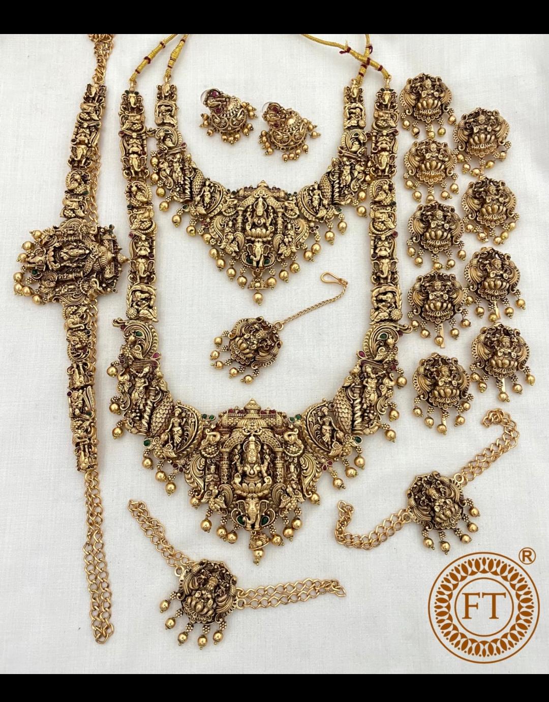 GAJALAKSHMI BRIDAL SET