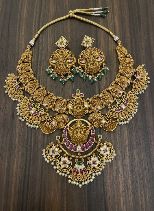 GOLD REPLICA PREMIUM NECKLACE