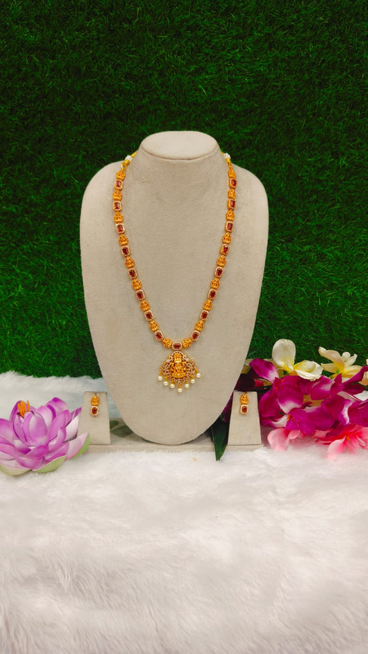 STONE HARAM WITH PENDANT