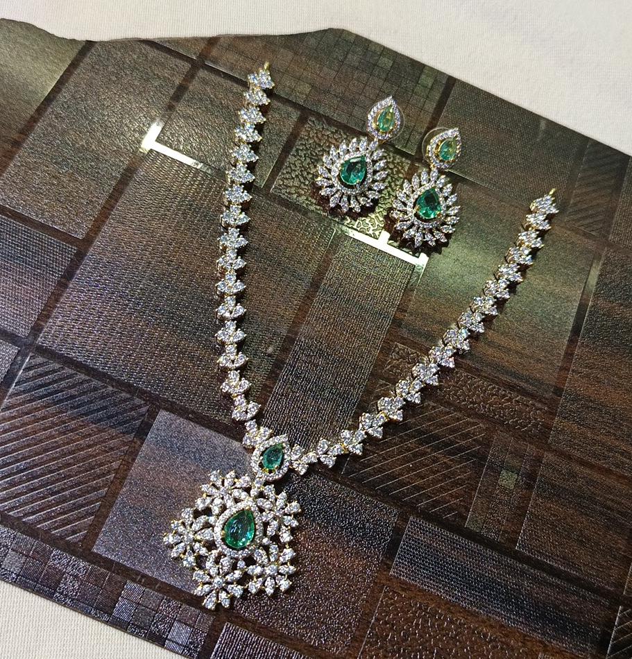 Ad stone diamond replica necklace