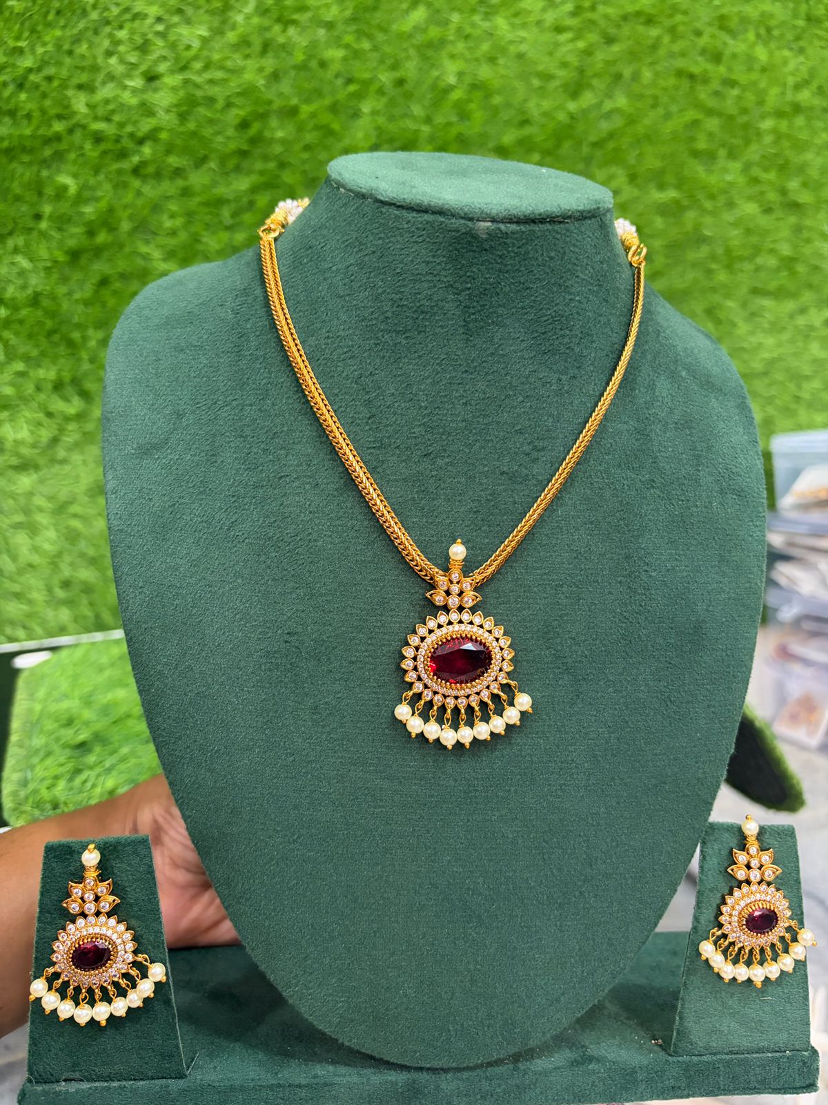 Sunflower designed necklace