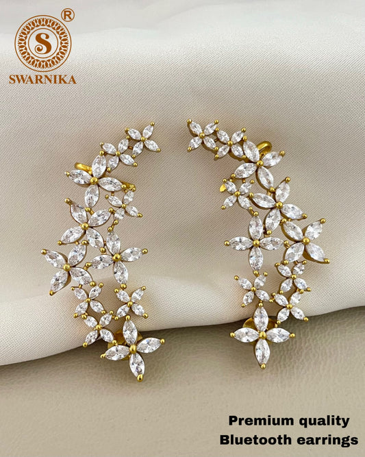 Flower earcuff