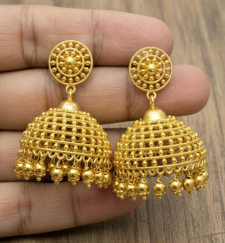 Traditional earrings