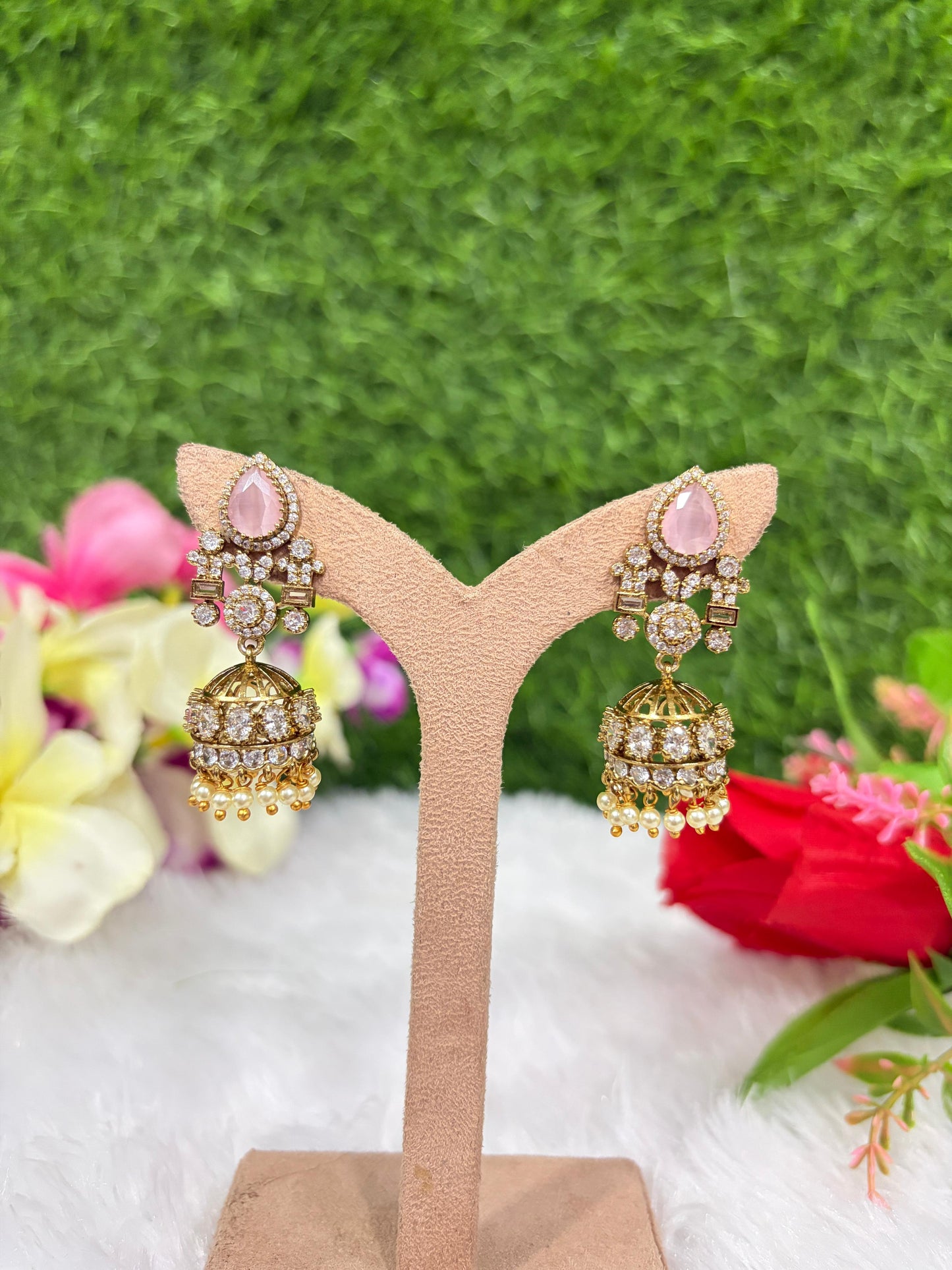 Stone stylish jumka