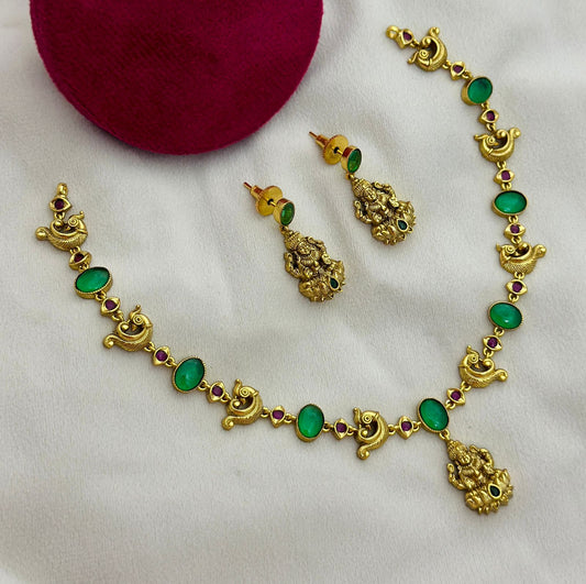 Lakshmi simple necklace