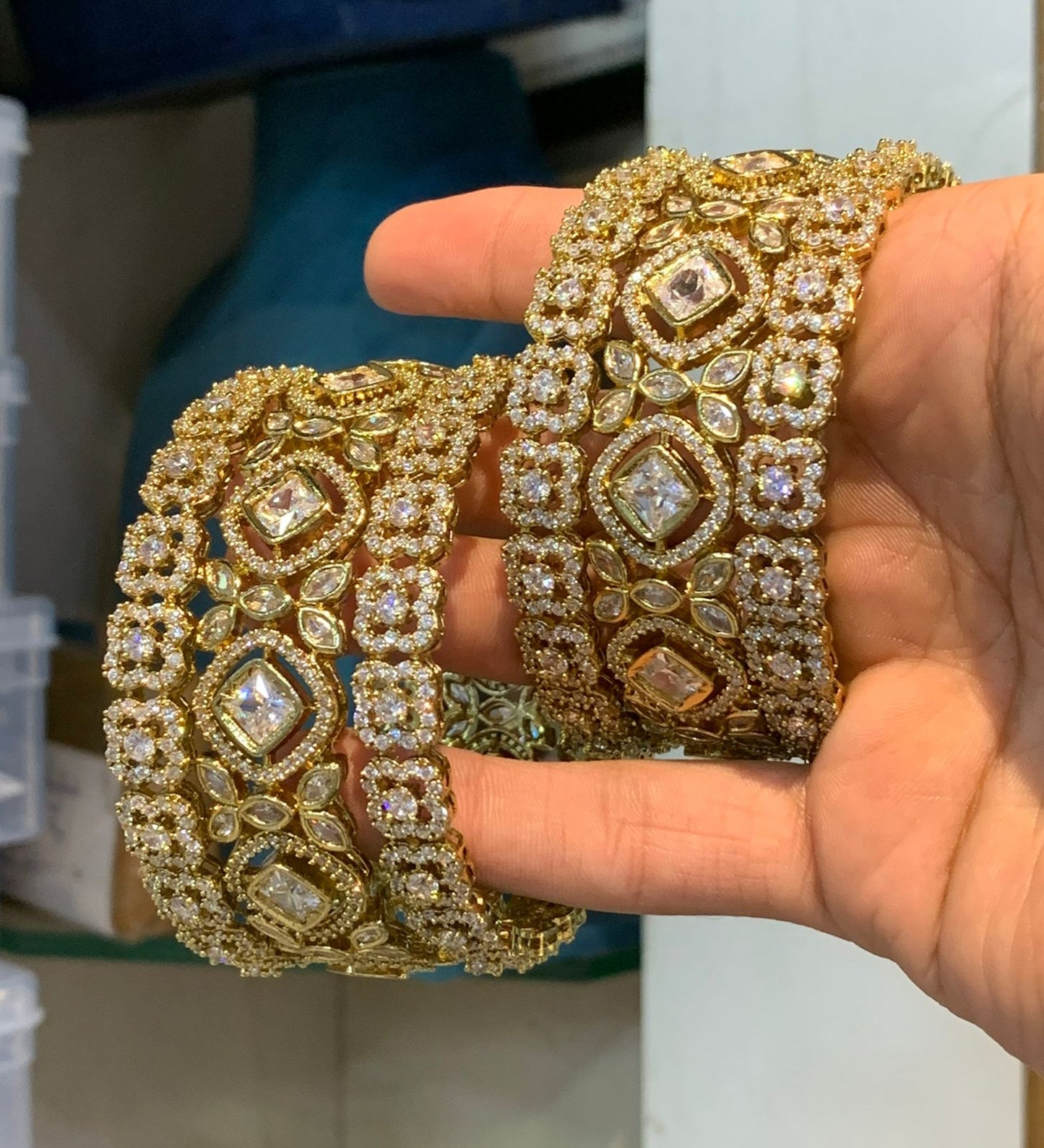 Ad stone reception bangles