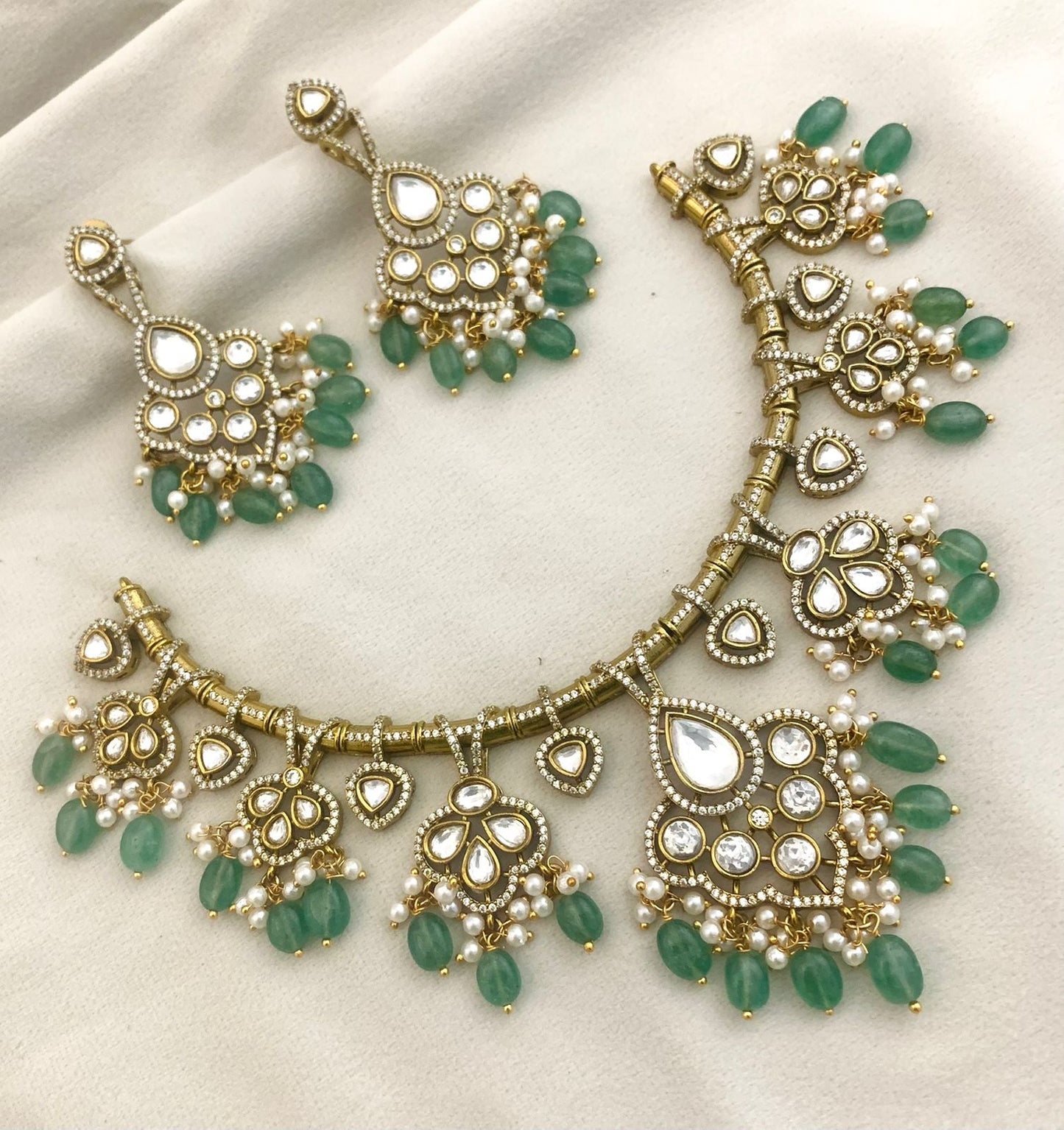 Premium kundan stone necklace