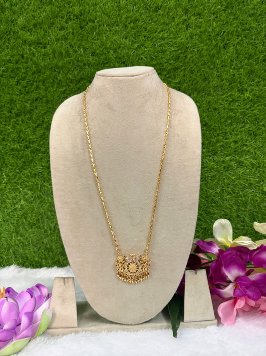 Dollar chain gold