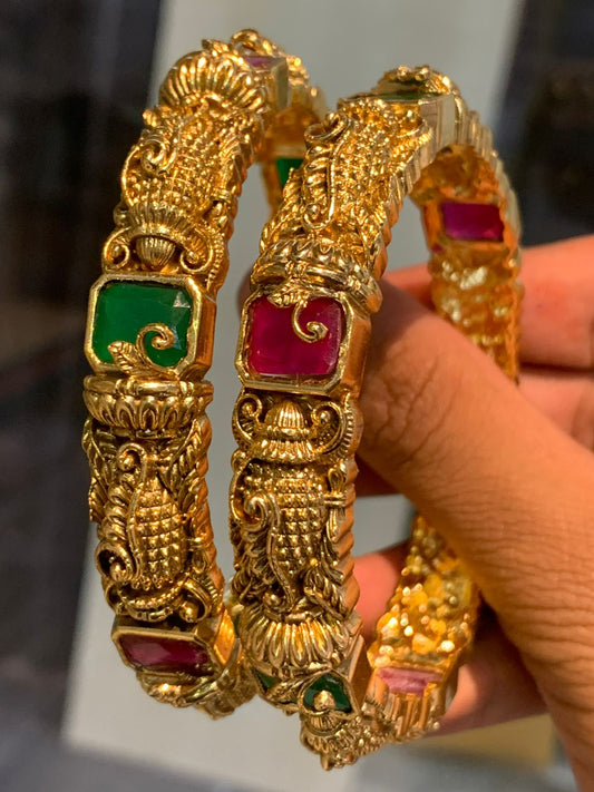 Premium unique bangle