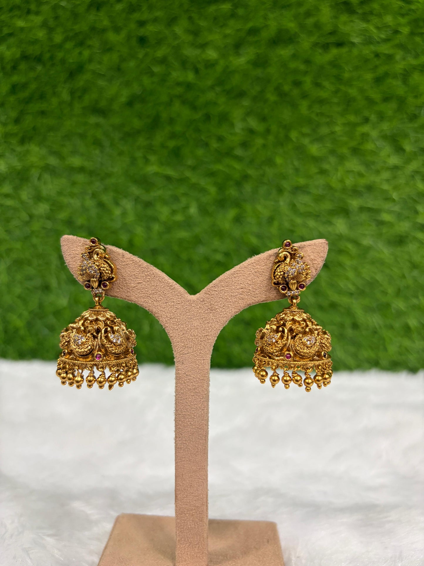 Medium size premium earrings