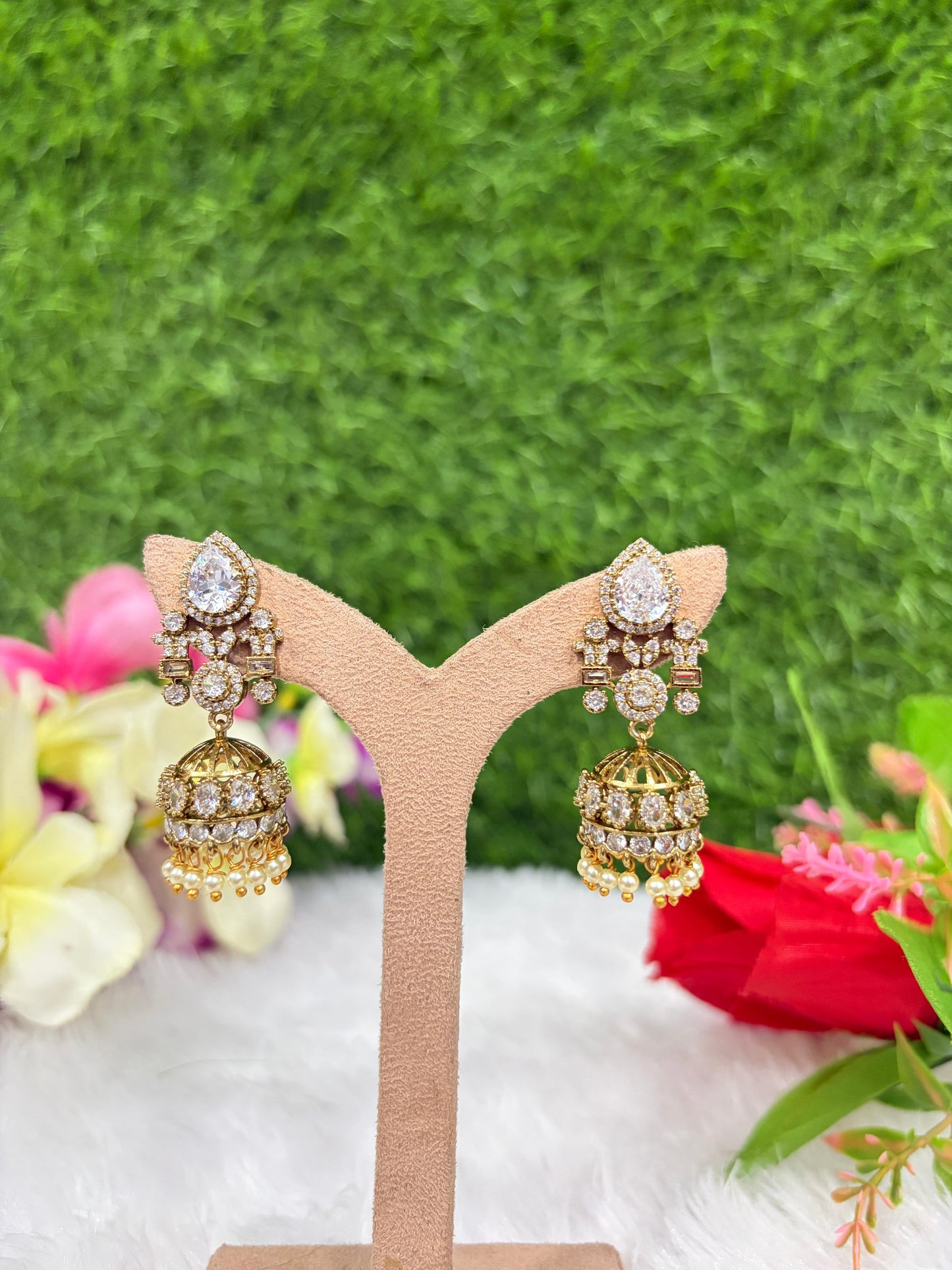 Stone stylish jumka