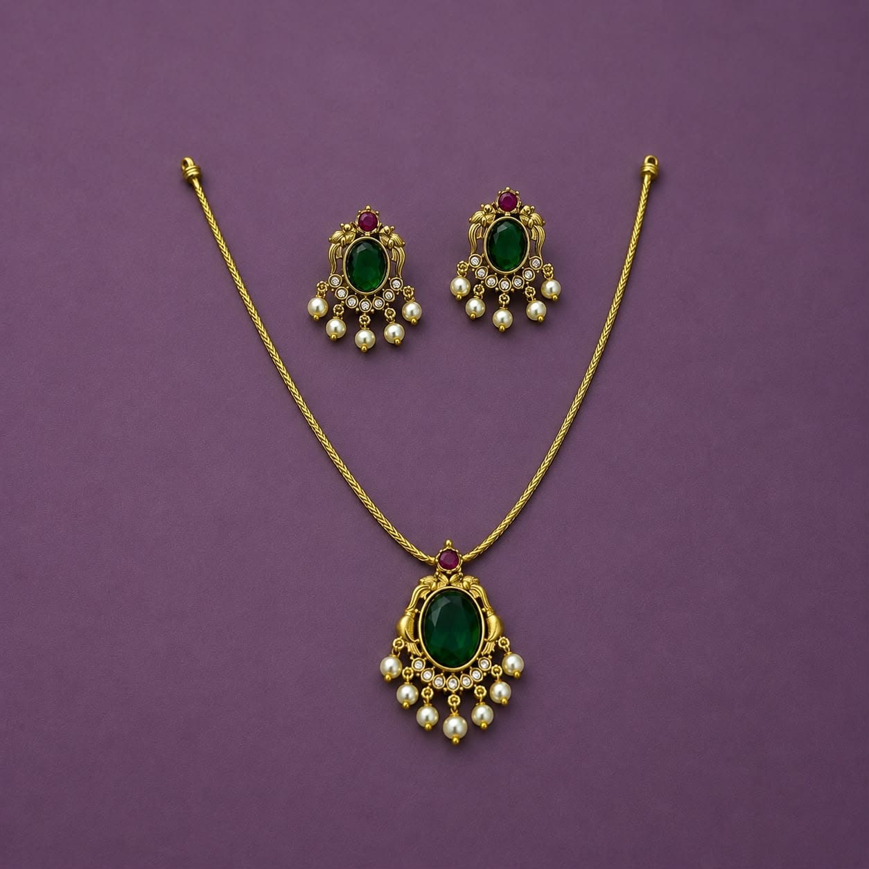 Attigai emerald