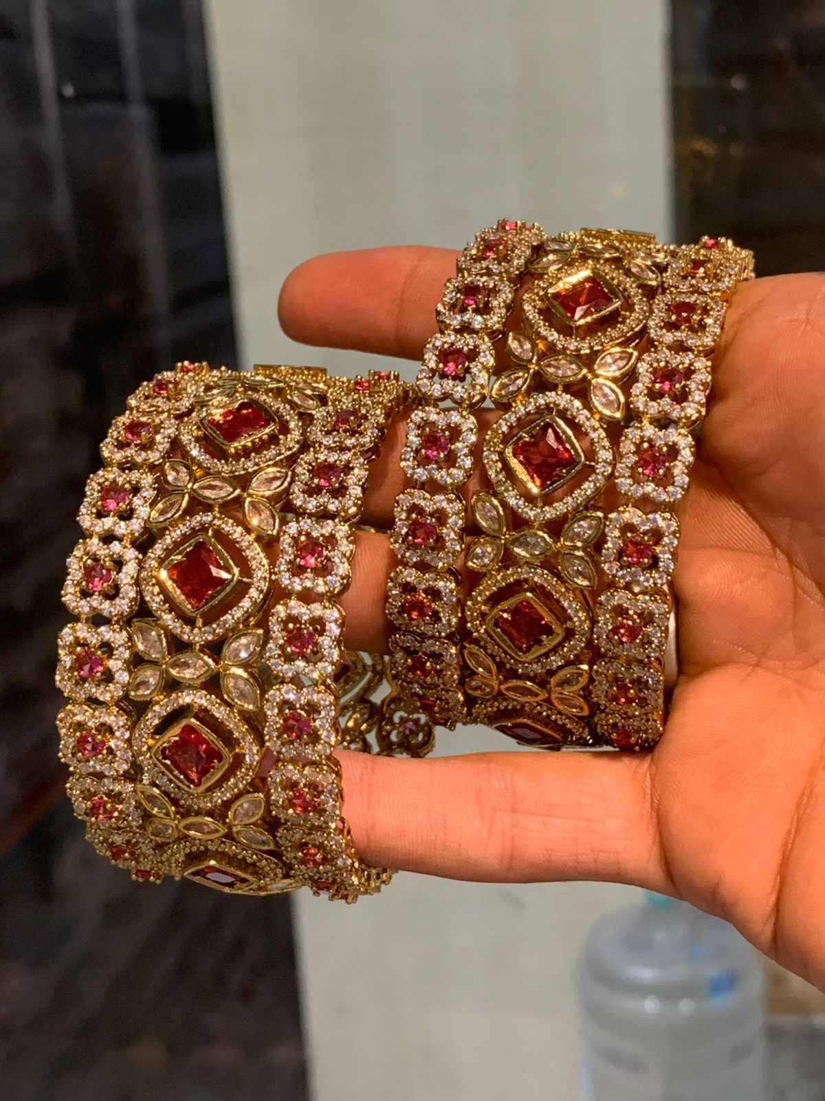 Ad stone reception bangles