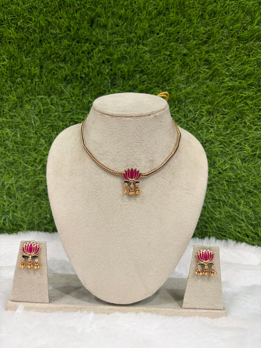 Lotus drops necklace
