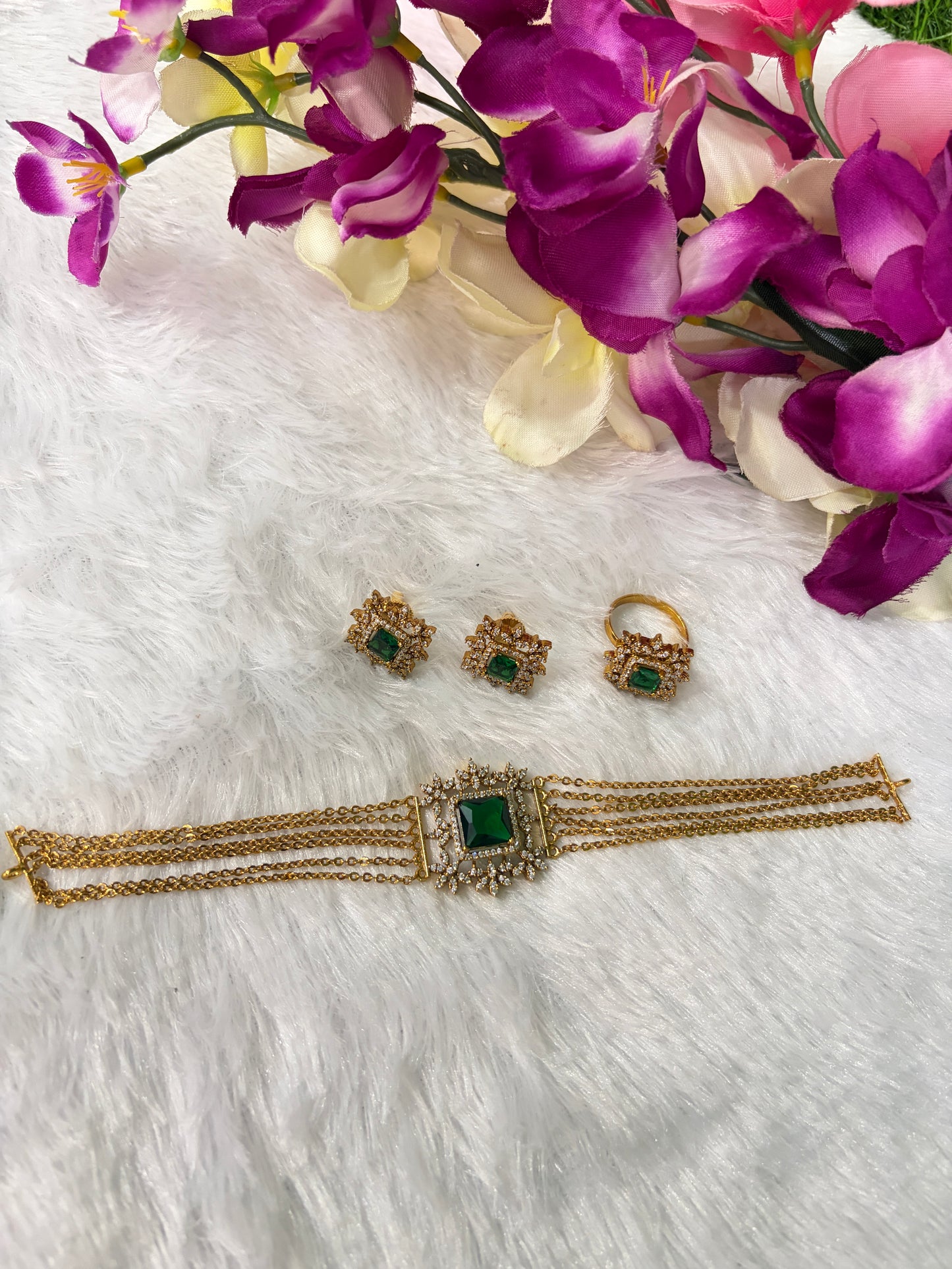 Layered trendy choker
