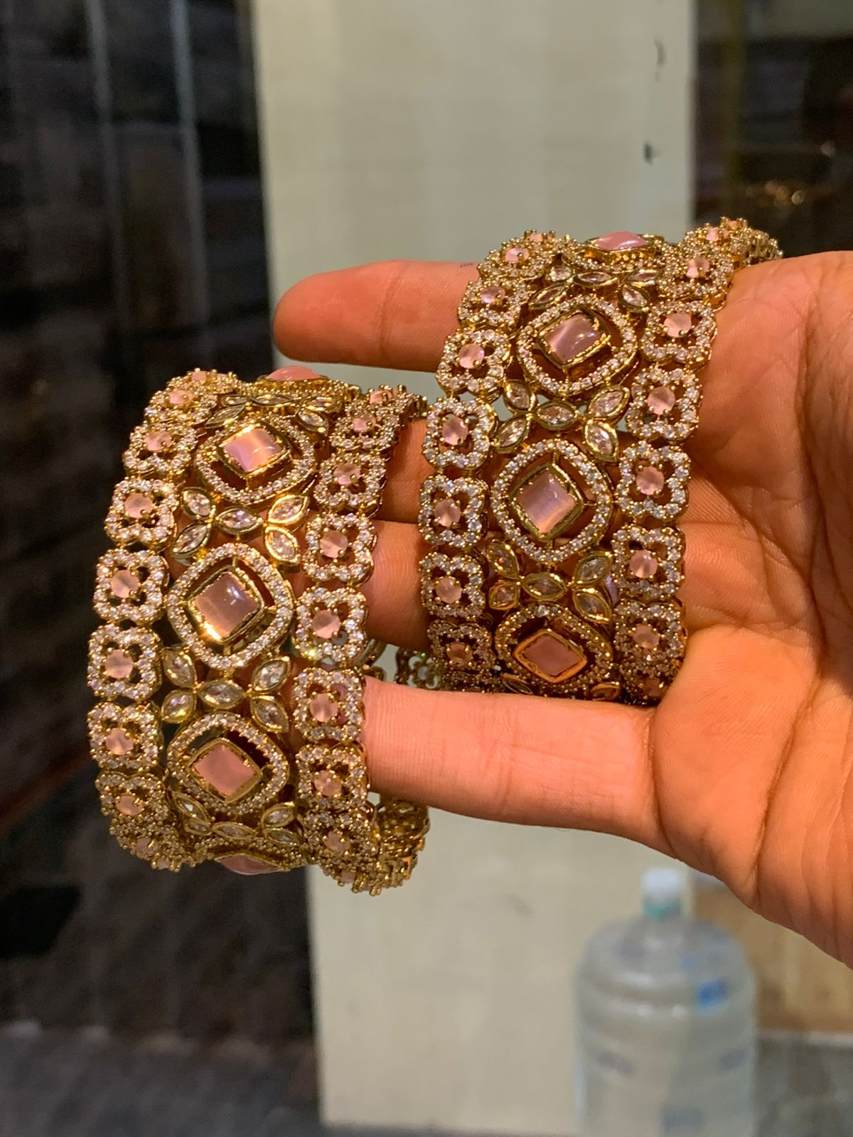Ad stone reception bangles