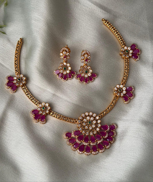 Flower necklace
